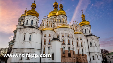 صومعه تاریخی پچرسک لاورا (Kiev Pechersk Lavra)